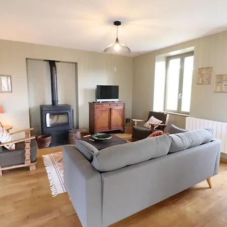 Maison De Caractere Avec Jardin, Terrasses, Poele Et Activites De Plein-air, Renover En 2022 - Fr-1-742-6 Nyaraló *