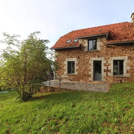 Maison De Caractere Avec Jardin, Terrasses, Poele Et Activites De Plein-air, Renover En 2022 - Fr-1-742-6 * Junhac